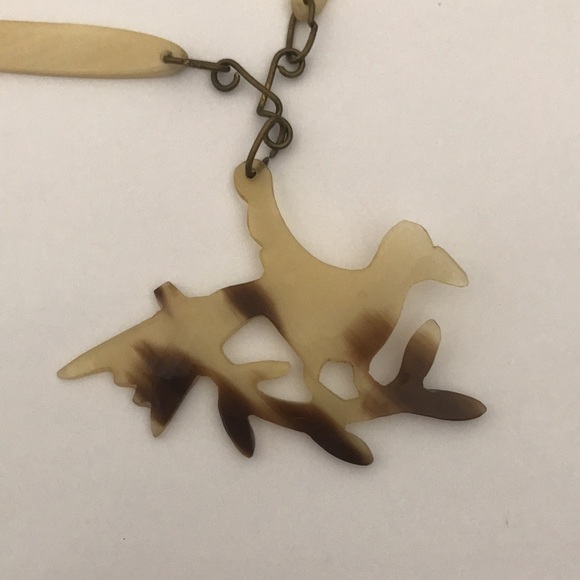 Vintage handmade Horn Bone Necklace/ Bird Pendant - Picture 3 of 8
